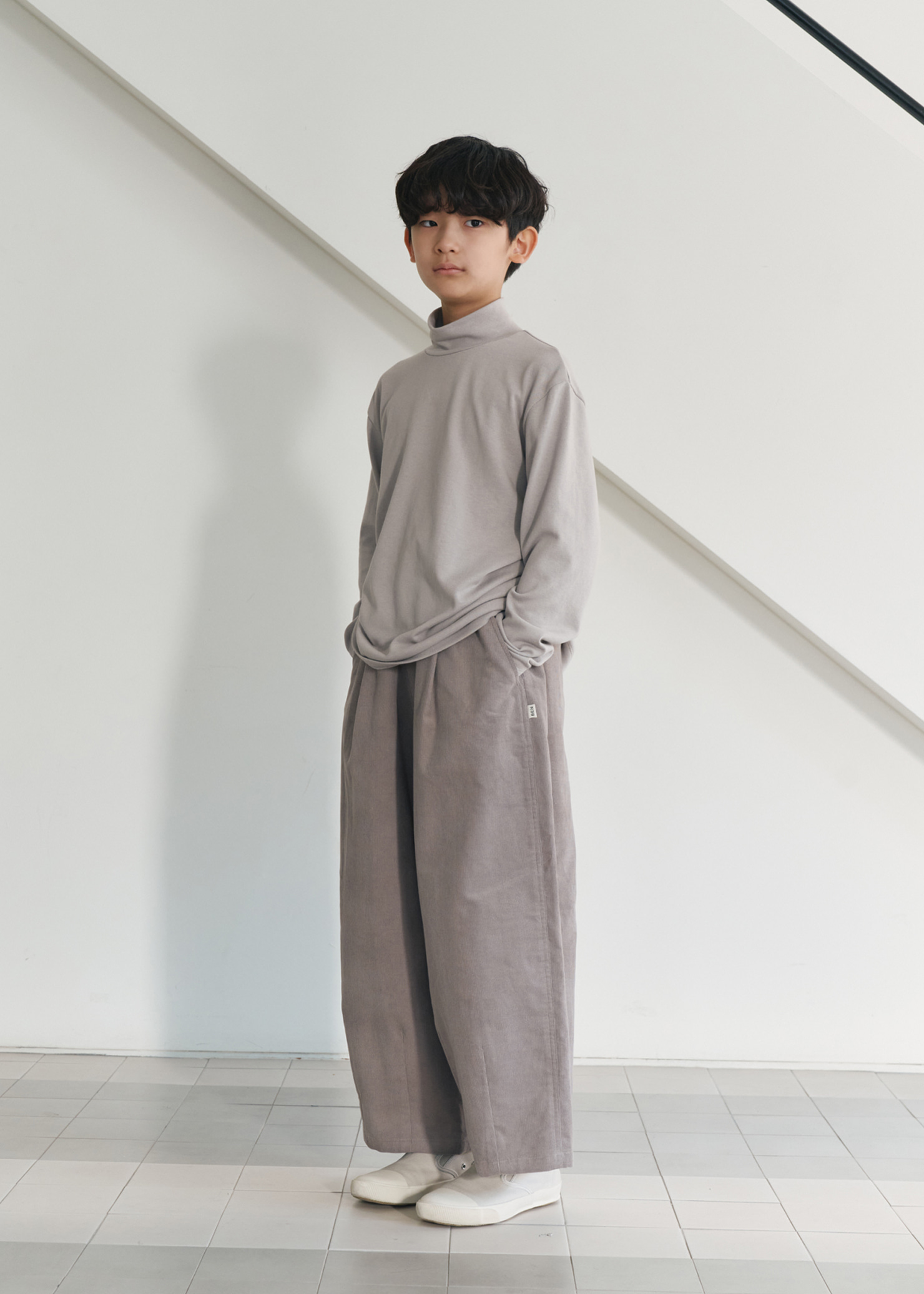 Corduroy Enlarged Trousers _ Gray